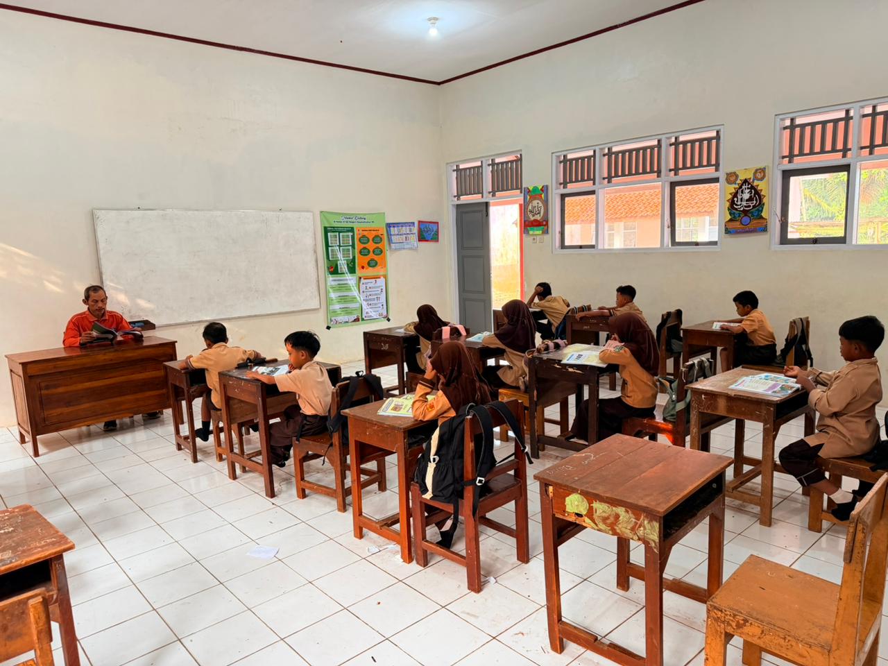 "Satu Buku Sejuta Inspirasi" 16